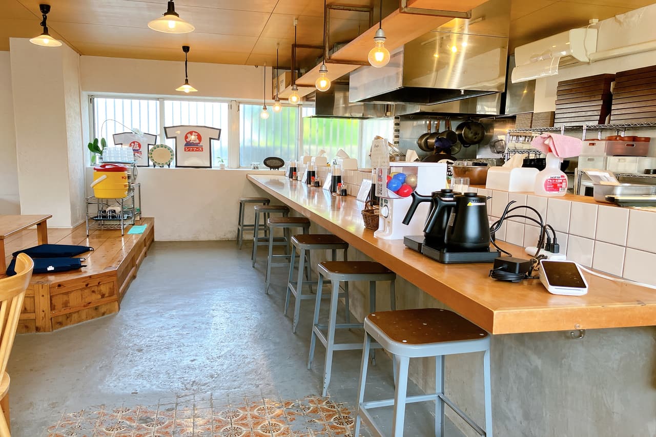 シママース本舗と作る、贅沢あさごはん専門店「シママースとあさごはん」(名護市)