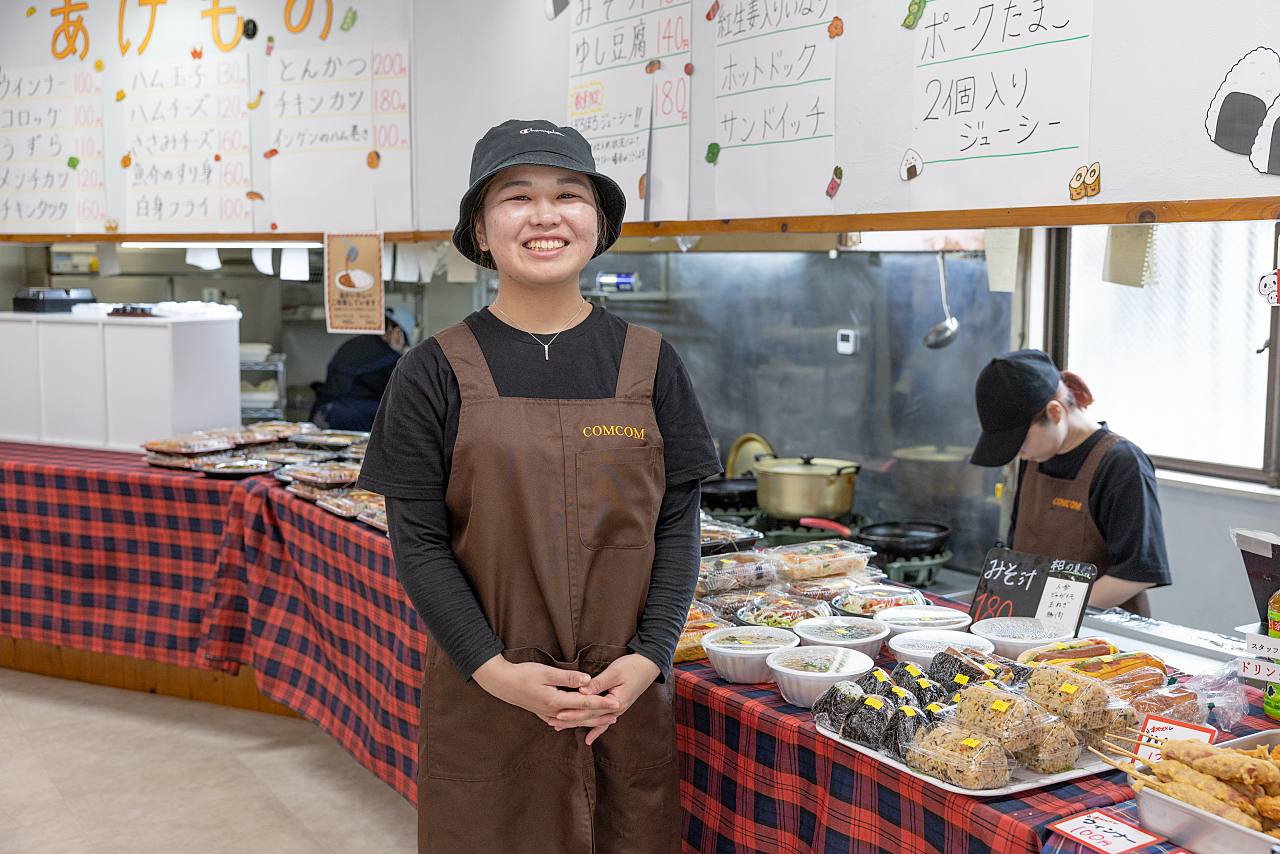 人気店が2店舗目をオープン！地元で愛されるお弁当屋さん「スーパーコムコム 首里平良店」（那覇市）