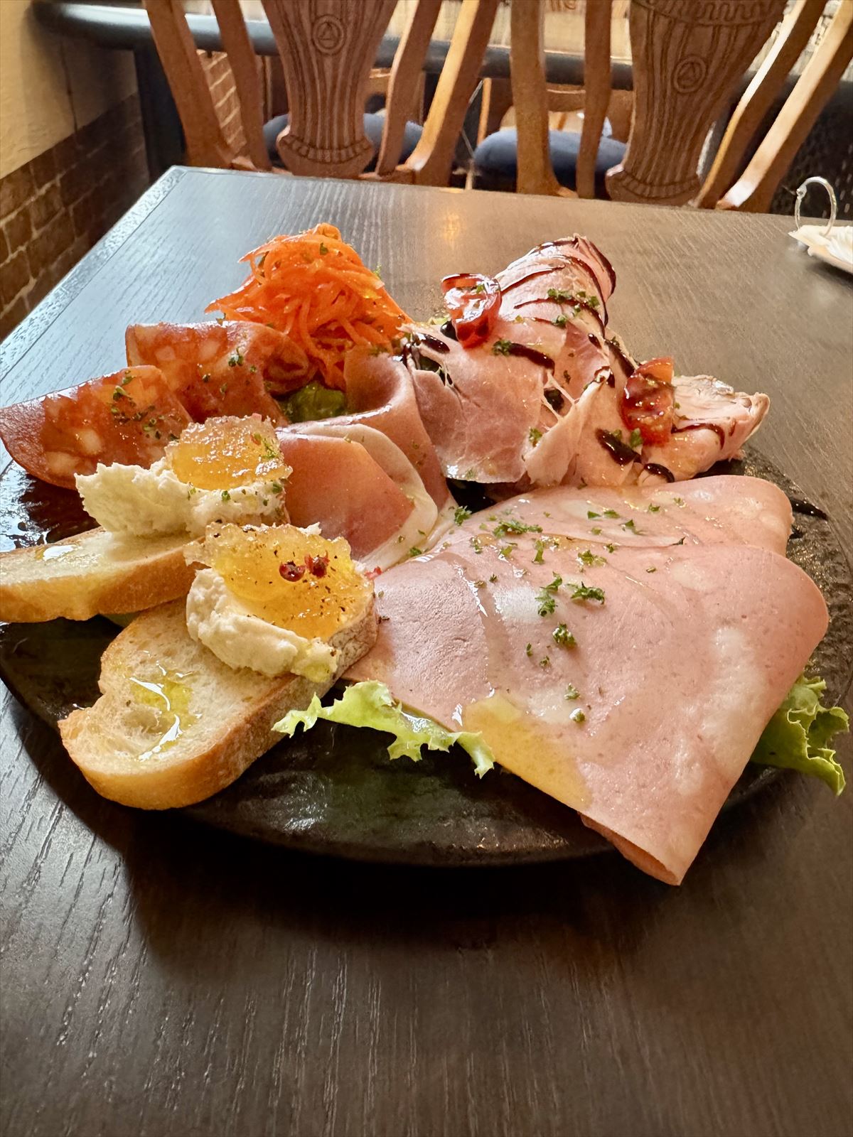 隠れ家イタリアンで笑いとピッツァが止まらない夜「Cucina KiYO(クッチーナ キヨ)」~キャンヒロユキの「とー、飲み歩きやってみよう」〜