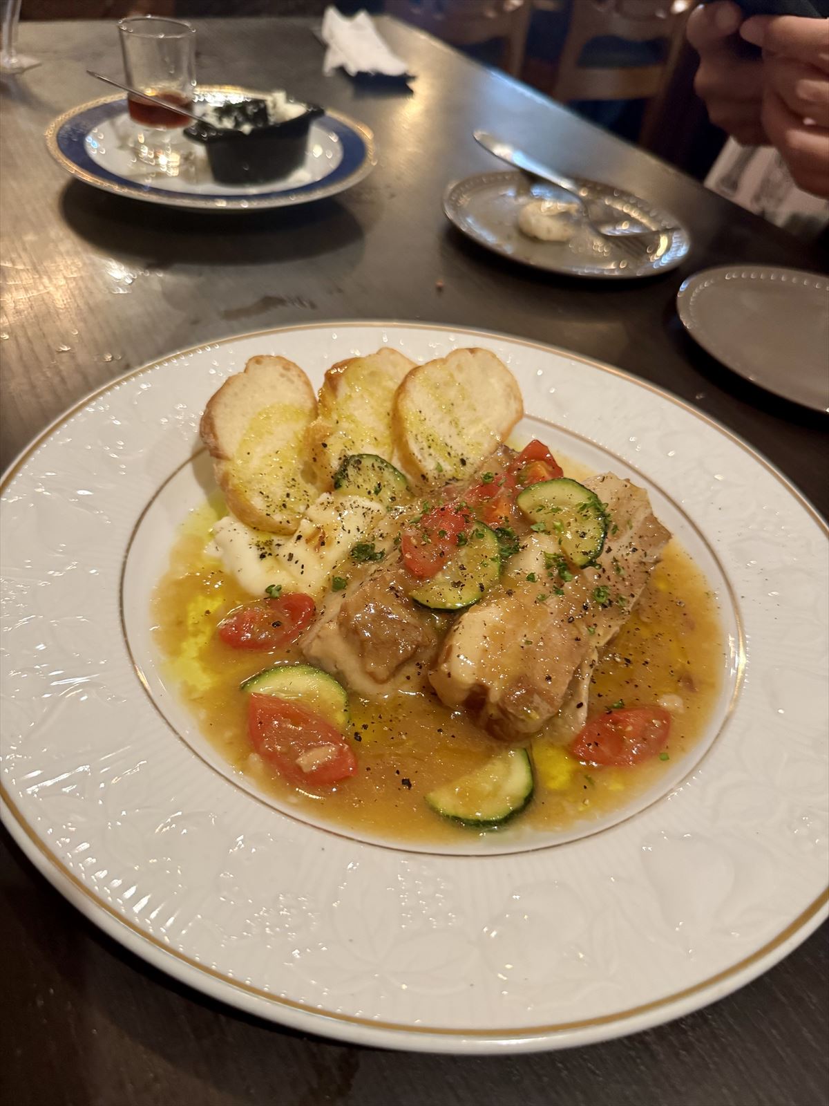 隠れ家イタリアンで笑いとピッツァが止まらない夜「Cucina KiYO(クッチーナ キヨ)」~キャンヒロユキの「とー、飲み歩きやってみよう」〜