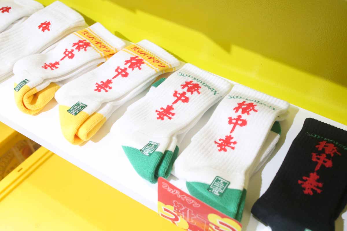 アパレルも小物も個性が光る！「スッパイマンショップ 国際店」でファッションにスパイスを（那覇市）