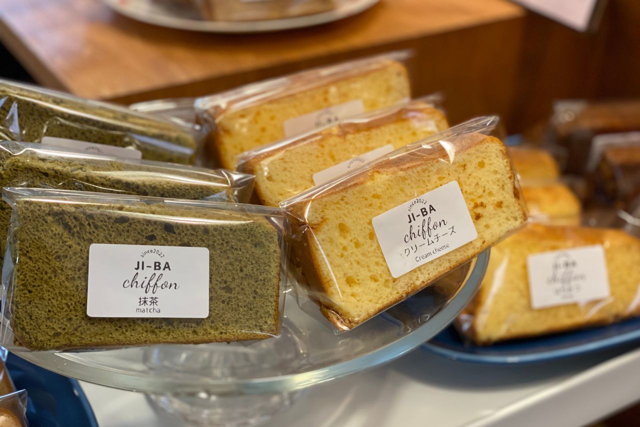 親子で楽しむ公園帰りのモーニング!手ごね焼きたてワッフルが絶品「Flip Side Cafe(フリップサイドカフェ)」(沖縄市)