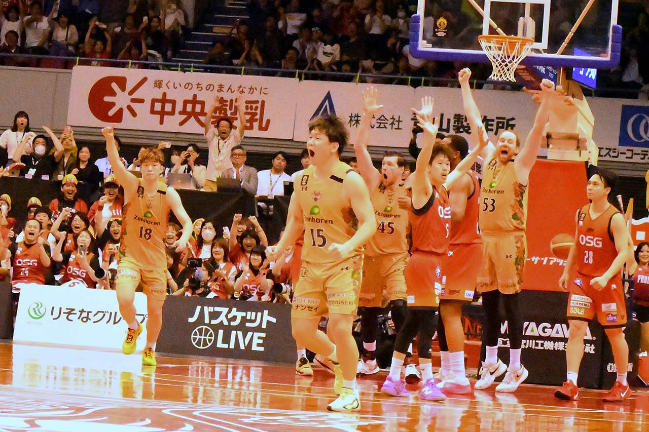 「神の右手」あの5.3秒に起きたコト…琉球ゴールデンキングス・松脇圭志に30分をかけて聞いてみた