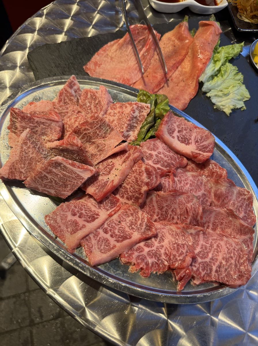 京都ならではの焼肉の食べ方って!? 那覇市の焼肉新名所!「焼肉ホルモン 赤白(あかしろ)」~キャンヒロユキの「とー、飲み歩きやってみよう」〜