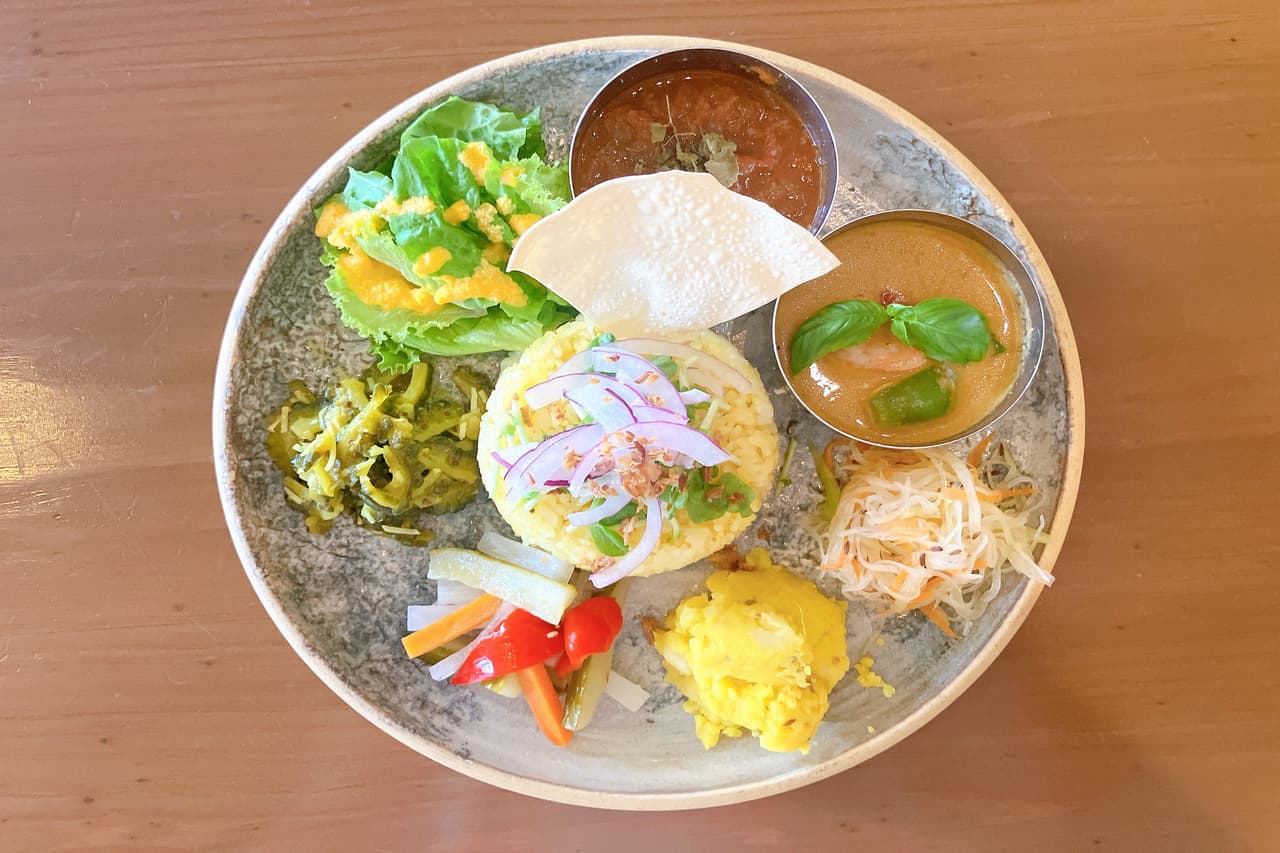 「スパイスはちょっと...」と思ってるあなたにこそ行ってほしい！「mimitab（ミミタブ）」で知るスパイス料理の魅力（那覇市）