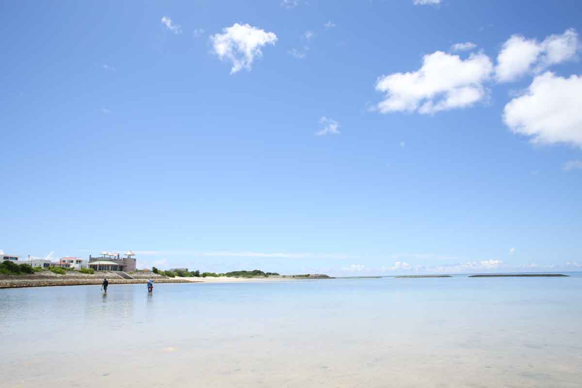 地元民が愛する公園内の小さなビーチ！「南浜公園 潮崎ビーチ」徹底ガイド（糸満市）