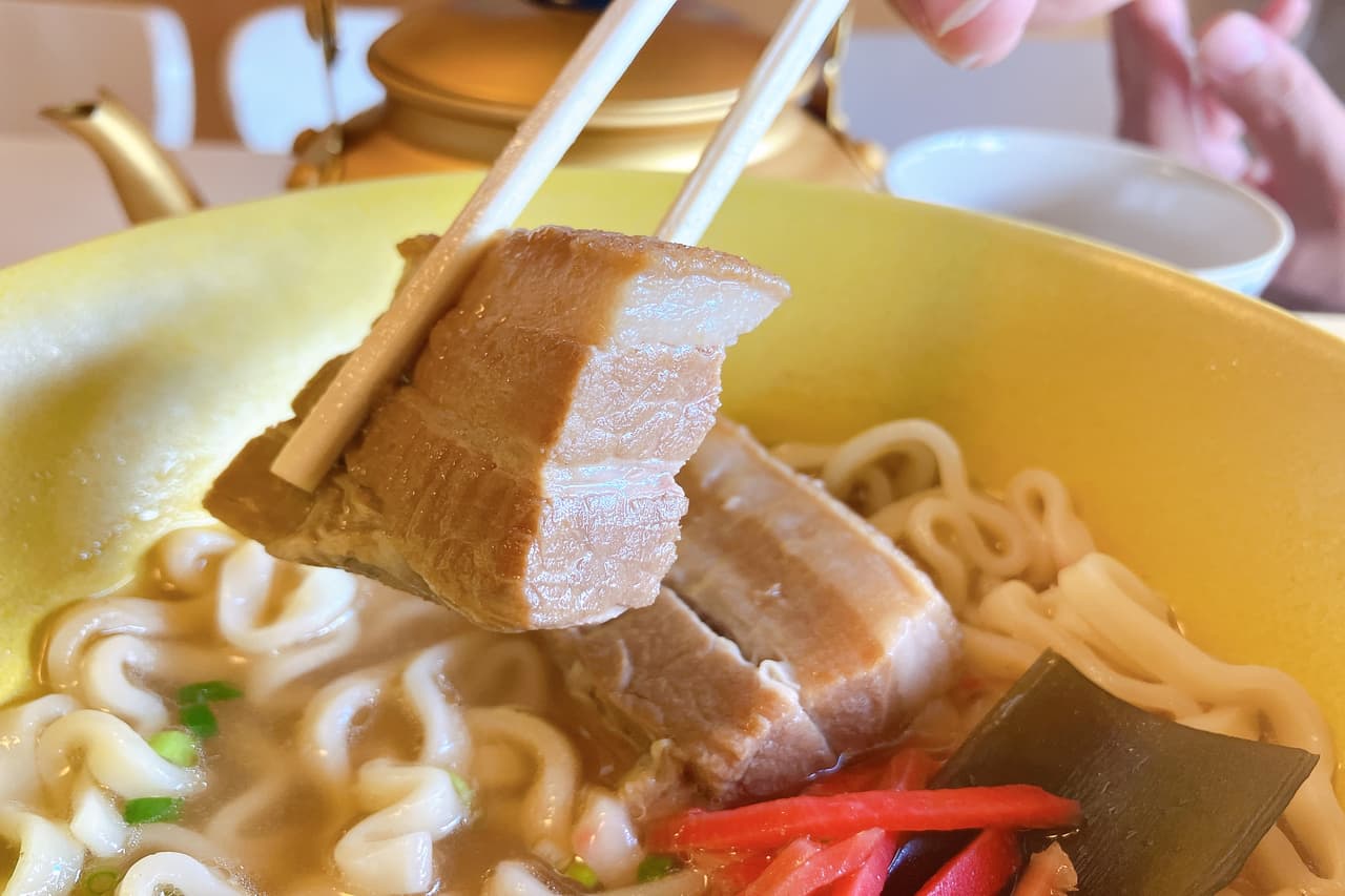 もう行った？「てぃーち」で味わう新感覚のそばと手作りスイーツ、そして心を癒す庭園（豊見城市）