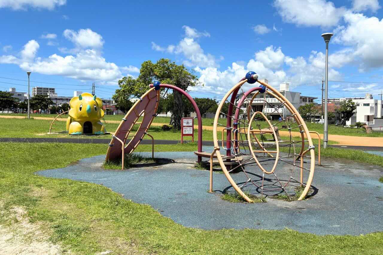 美里公園_沖縄市　