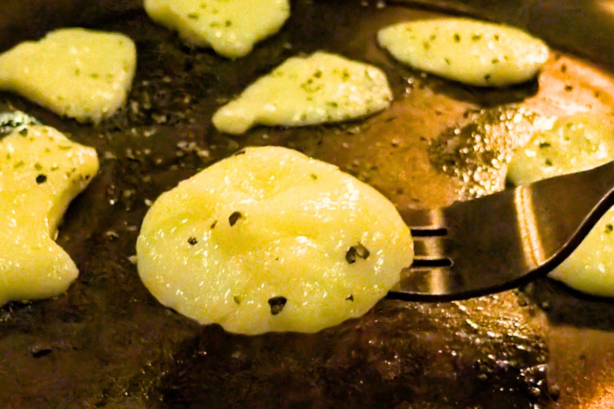 ノンアルでも楽しめる。大人の隠れ家「espresso bar epl +（エスプレッソバル イプルプラス）」（南城市）