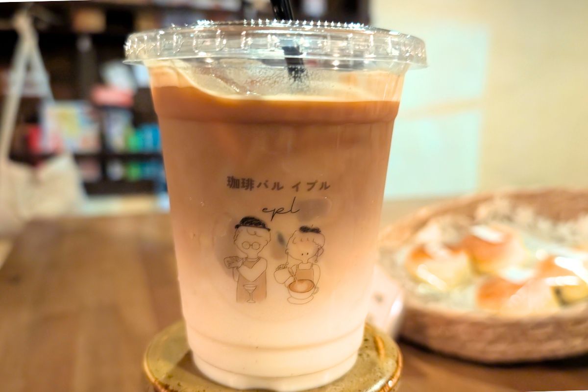 ノンアルでも楽しめる。大人の隠れ家「espresso bar epl +（エスプレッソバル イプルプラス）」（南城市）