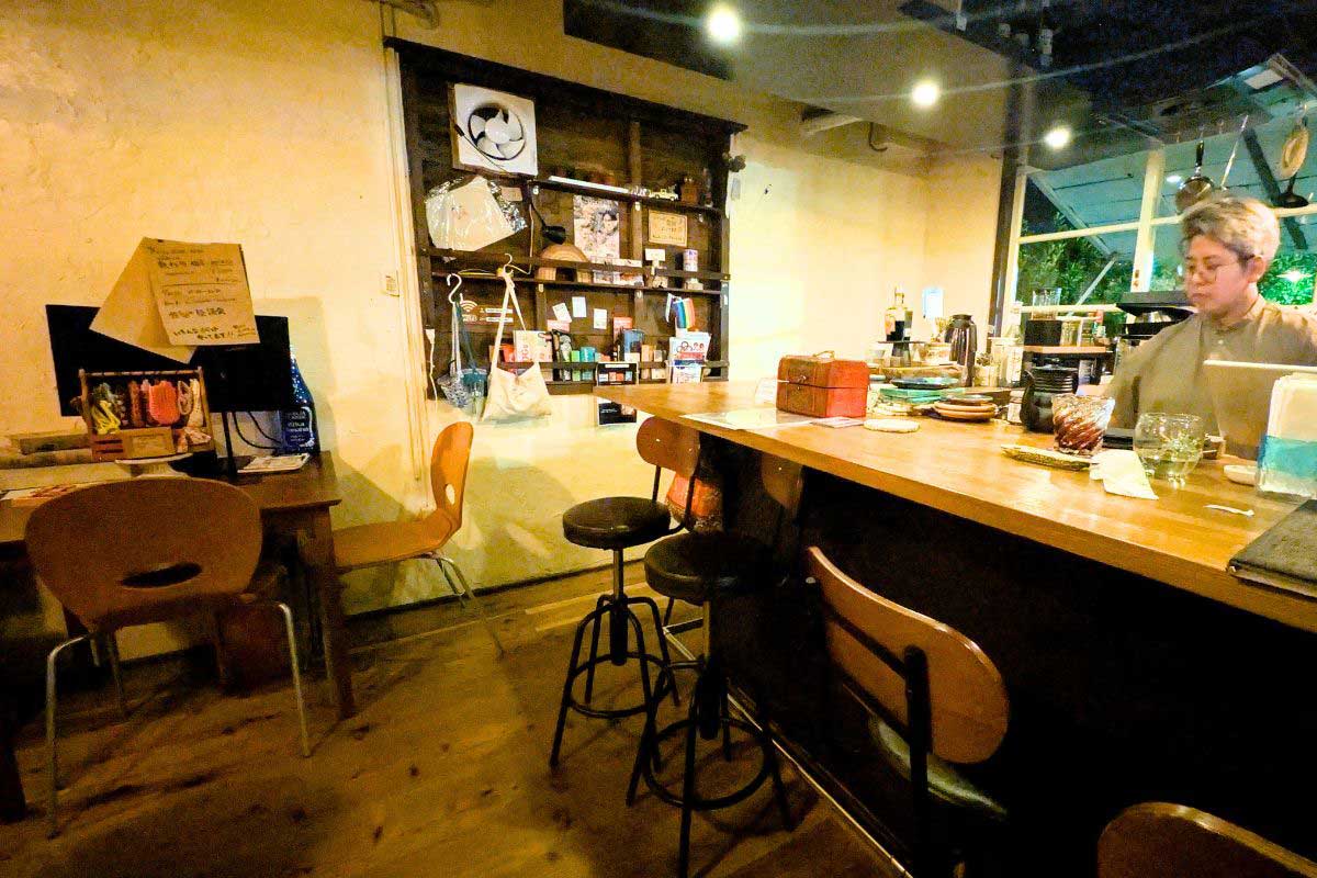 ノンアルでも楽しめる。大人の隠れ家「espresso bar epl +（エスプレッソバル イプルプラス）」（南城市）