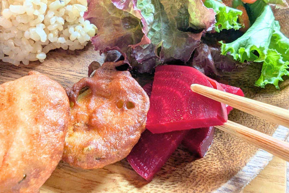 驚きに満ちた創作ベジランチ!「ベジタリアン食堂 福豆」(南城市)