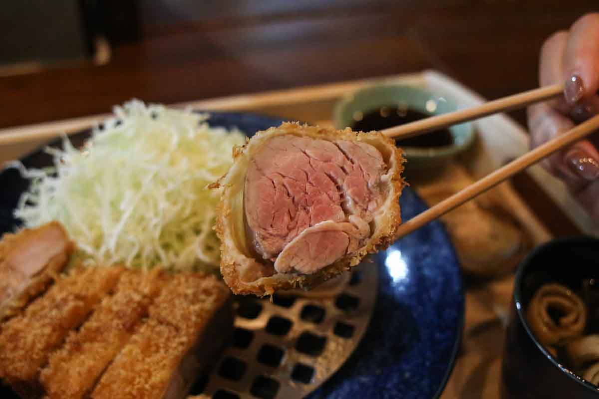 ロースカツ・ヒレカツは分厚いのにやわらか！やんばる島豚あぐーのしゃぶしゃぶはご褒美ランチにぴったり！「夏めく」で県産豚の魅力を堪能しよう（那覇市）