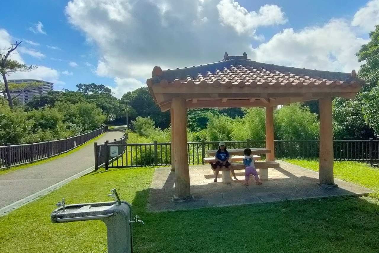 比屋良川公園_宜野湾市
