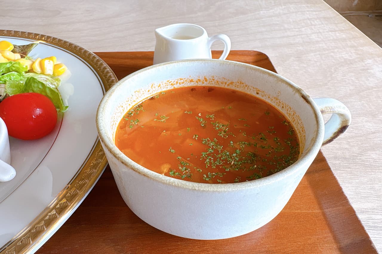 「暮らしの発酵DELI&CAFE（デリ アンド カフェ）」で過ごすこだわりの食と安らぎの朝時間（北中城村）