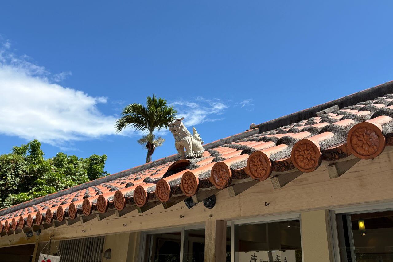 旅と食が交わる「みやんち」でいただく魚介ダシが香る沖縄そば（沖縄市）