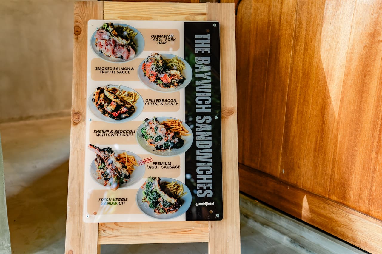 もちもちのピザ生地と具だくさん食材の新感覚サンドイッチ「BAYWICH 今帰仁邸」（今帰仁村）