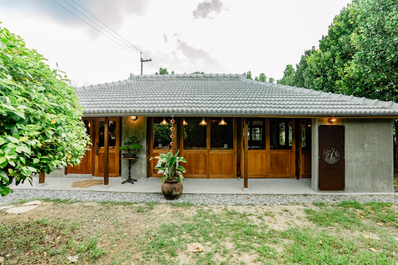 もちもちのピザ生地と具だくさん食材の新感覚サンドイッチ「BAYWICH 今帰仁邸」（今帰仁村）