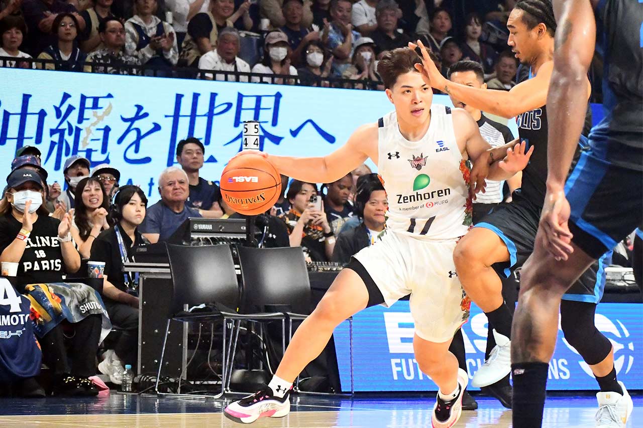 20歳ルーキー・崎濱秀斗が琉球ゴールデンキングスにもたらす「勝ち気と勢い」…“非常事態”でのEASL初勝利に貢献
