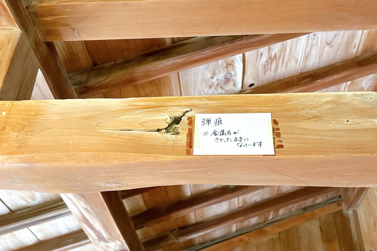 戦禍を生き抜いた築134年の琉球古民家「茶処 真壁(まかべ)ちなー」で味わう定番の沖縄そばセット(糸満市)
