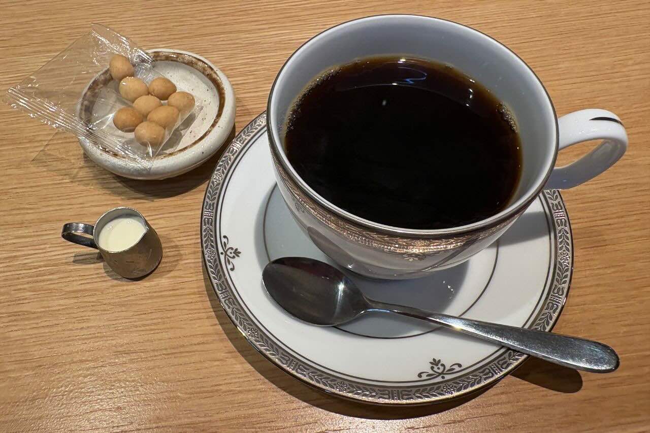 福井県の人気喫茶店が沖縄初上陸！「ユトリ珈琲 うるまシティプラザ店」で、自家焙煎の香りに癒されるモーニングタイム（うるま市）