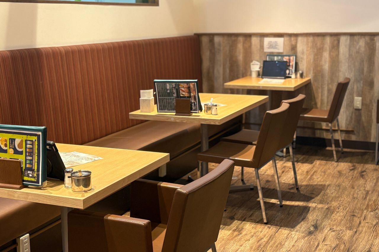 福井県の人気喫茶店が沖縄初上陸！「ユトリ珈琲 うるまシティプラザ店」で、自家焙煎の香りに癒されるモーニングタイム（うるま市）