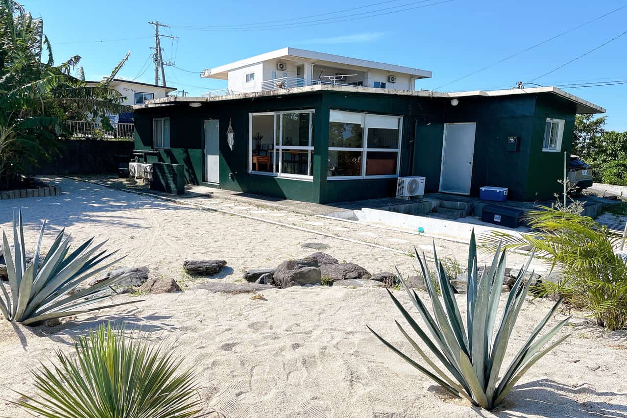 2025年9月25日OPEN！島の素材×カカオスイーツ「SANGO Bakes and Chocolate」（北中城村）