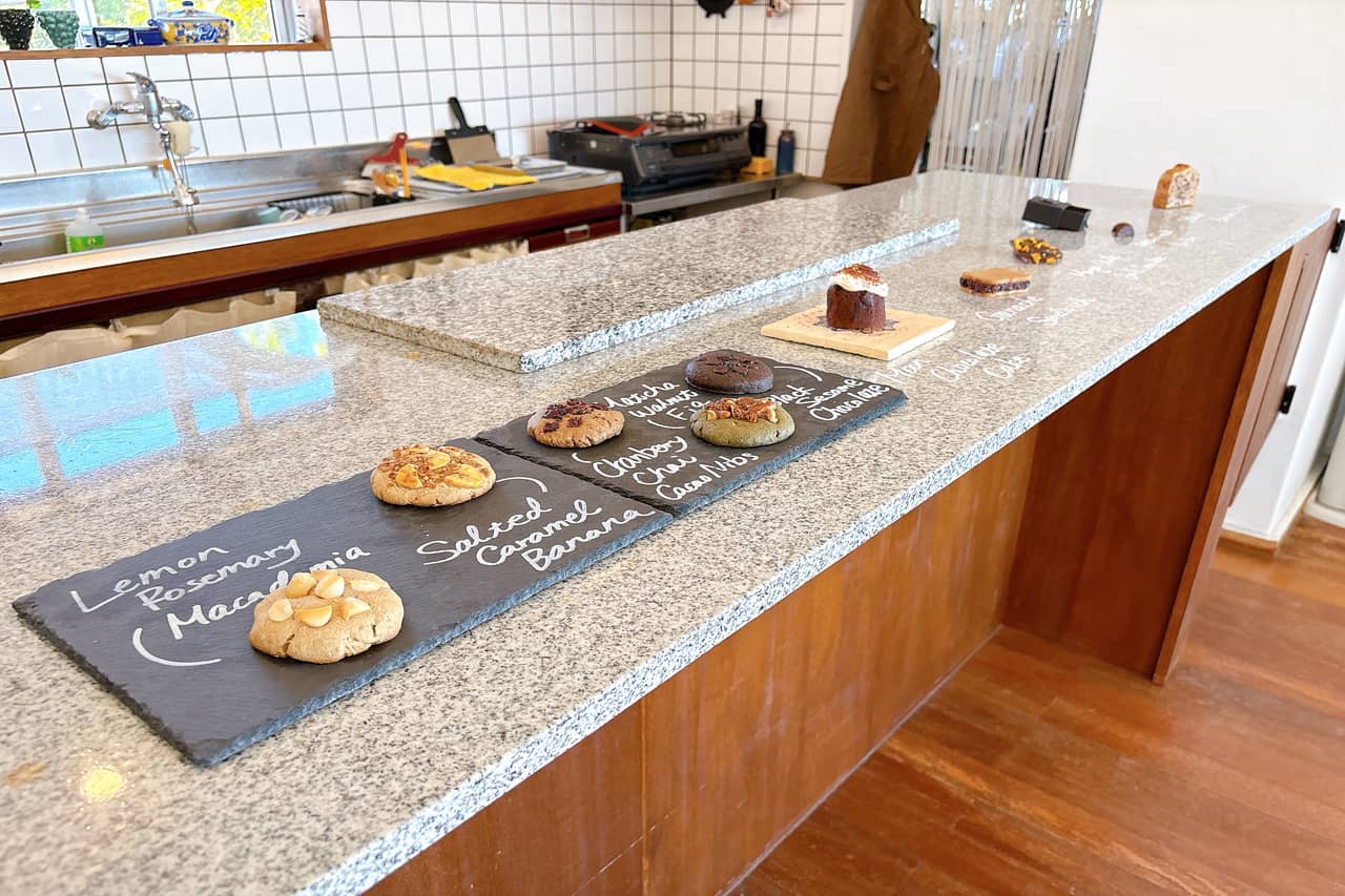 2025年9月25日OPEN！島の素材×カカオスイーツ「SANGO Bakes and Chocolate」（北中城村）