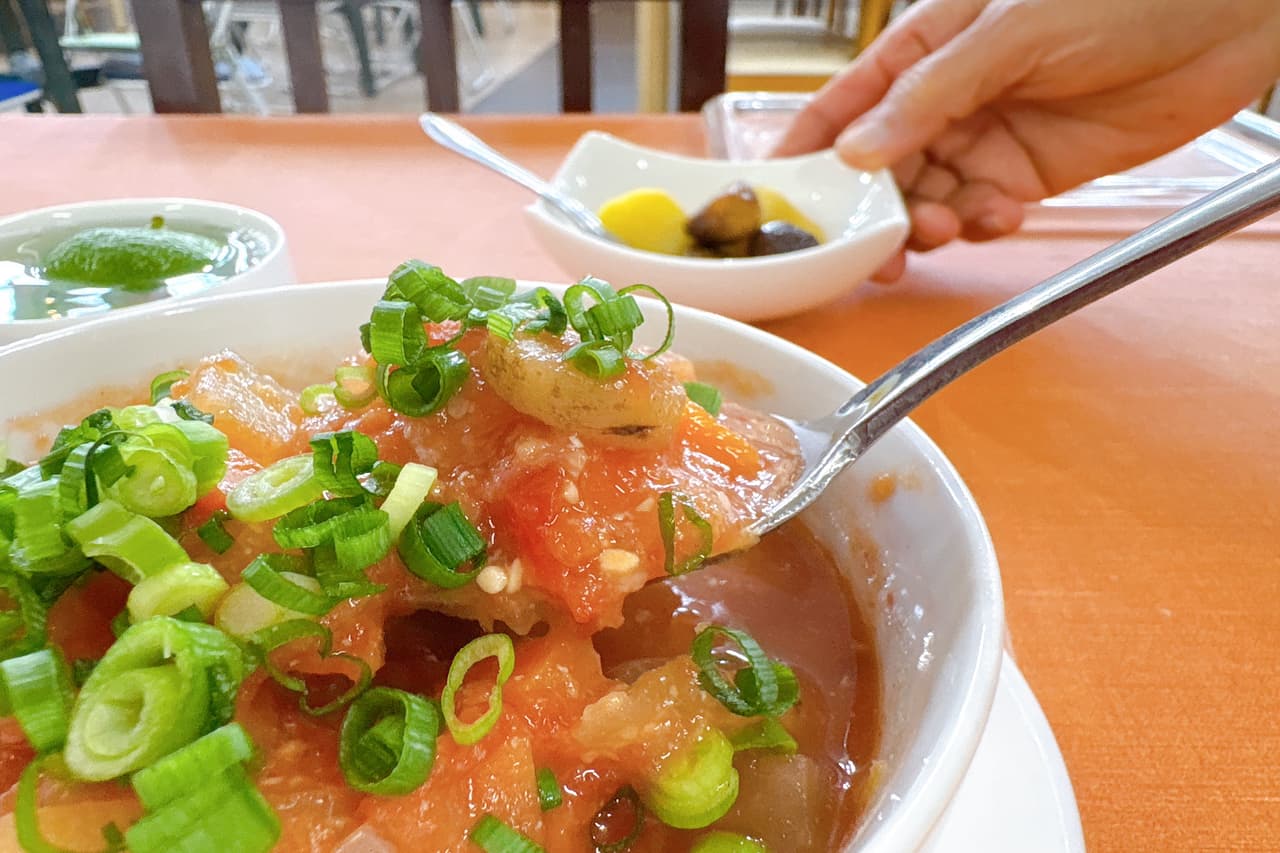 体の芯からぽっかぽか♪ヌチグスイスープと酵素玄米のお店「シェフ＆ベジタ」（糸満市）