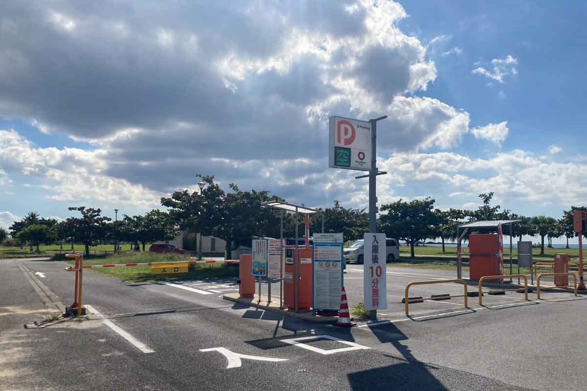太陽が映える絶景スポット！豊崎海浜公園「美らSUNビーチ」の開放感と多機能性（豊見城市）