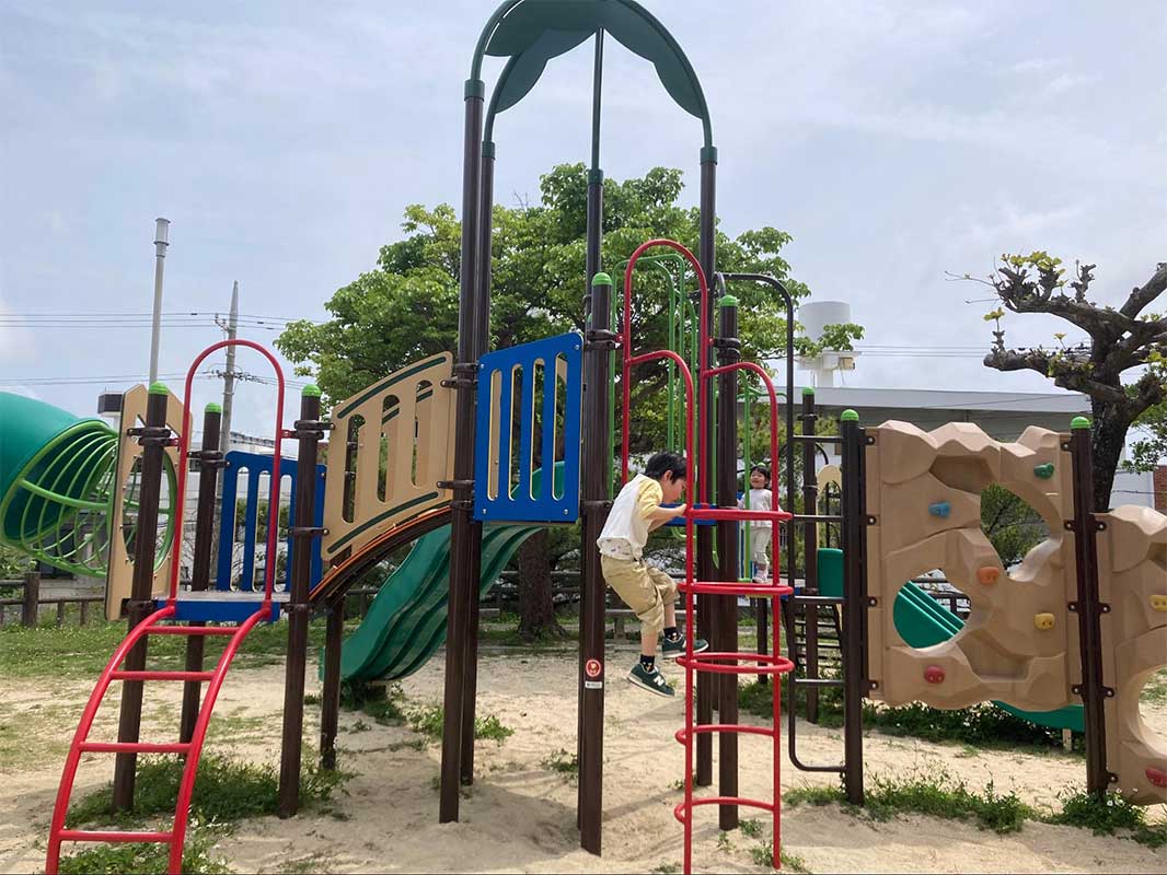 新しい人生は沖縄から。シングルマザーの私が沖縄移住で見つけた“よんなーな暮らし”