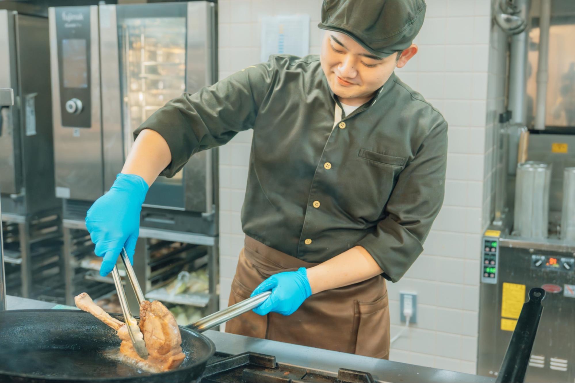 ジャングリア沖縄が来年に向け100人以上の大型採用！ テーマパークは例えるなら「1つの街」地域を支える主役を育成する