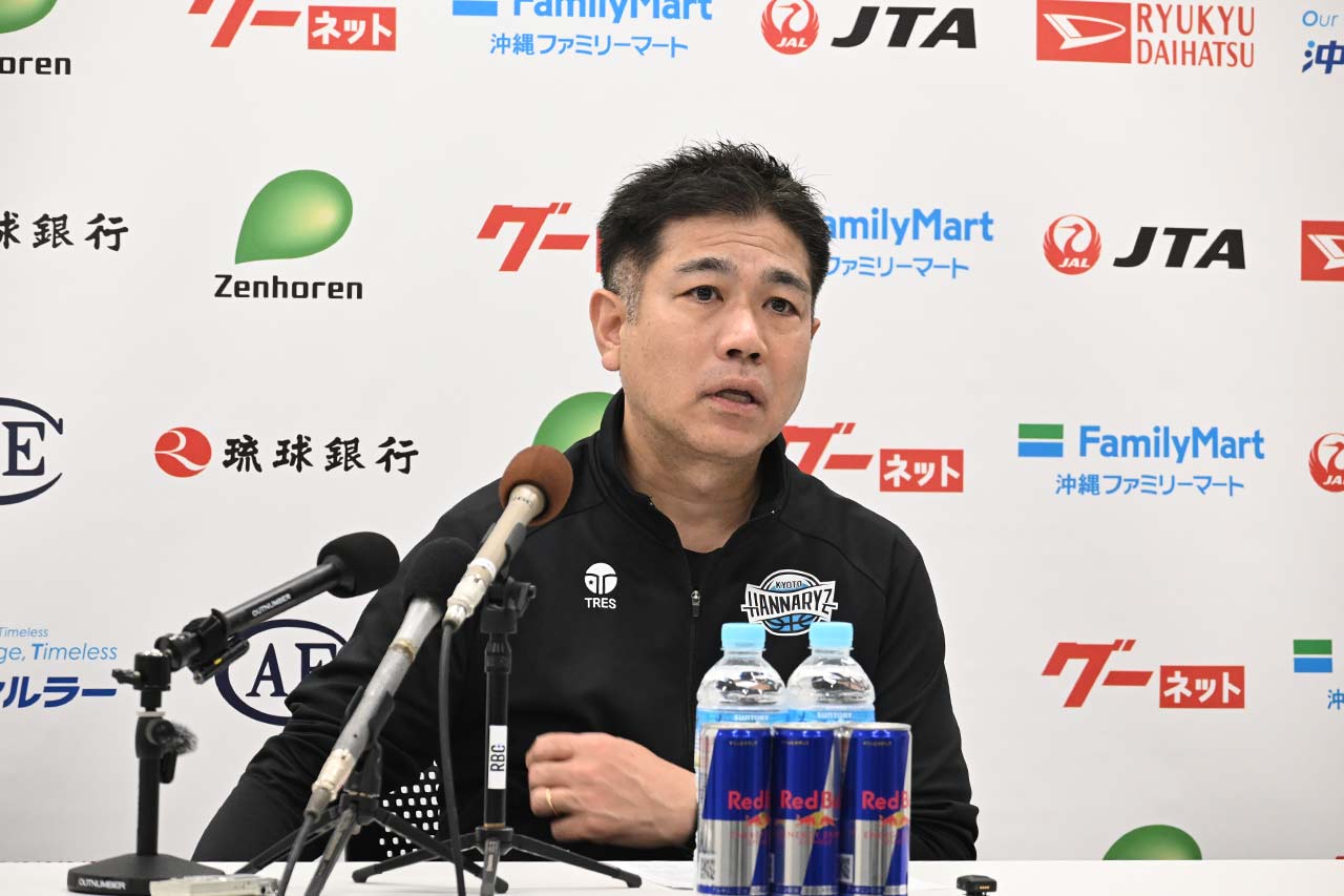 「キングスとファイナルで戦えたら」最高峰の舞台に戻ってきた伊佐勉HC…“B1の変化”への適応と新天地・京都でのやりがい