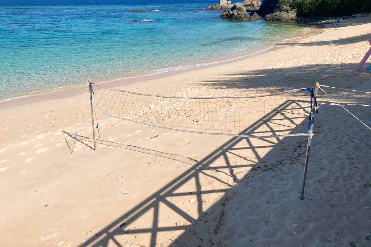 隠れた楽園！澄んだ海と白い砂浜が迎えるミッションビーチの魅力と施設情報徹底ガイド（恩納村）