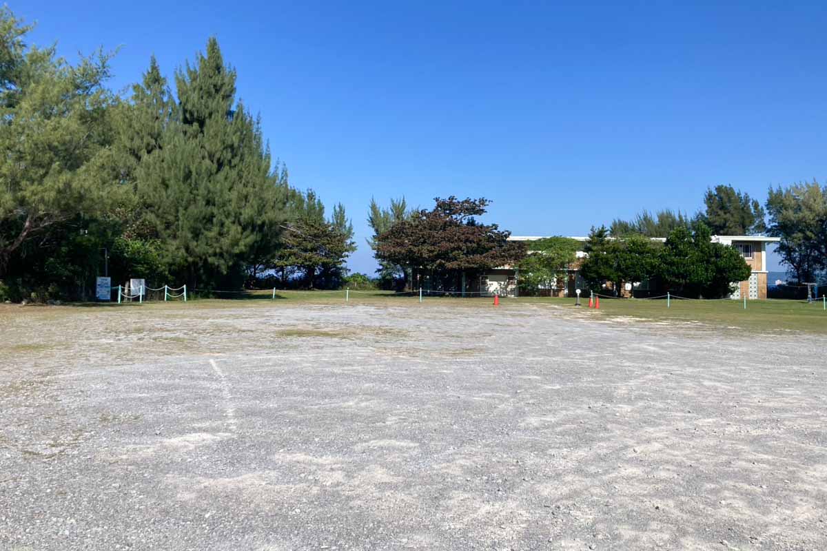 隠れた楽園！澄んだ海と白い砂浜が迎えるミッションビーチの魅力と施設情報徹底ガイド（恩納村）