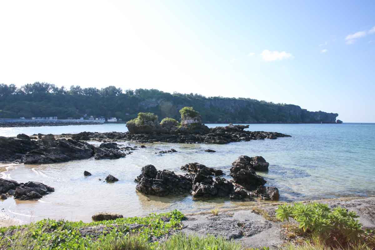 アクセス抜群！穏やかできれいな海でマリンスポーツとBBQが楽しめる恩納村海浜公園「ナビービーチ」（恩納村）