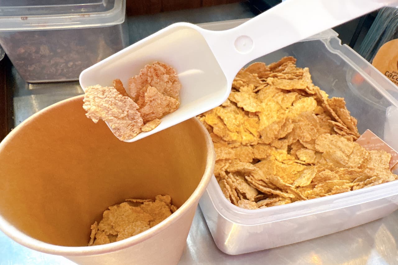 完全無農薬ソロモン諸島産カカオ豆を使ったスイーツやドリンクが楽しめる「peace cacao okinawa（ピースカカオ沖縄）」（糸満市）