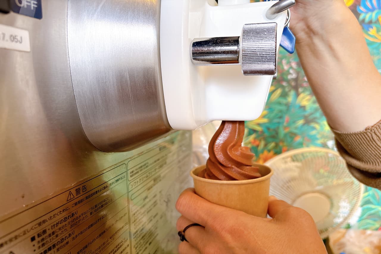 完全無農薬ソロモン諸島産カカオ豆を使ったスイーツやドリンクが楽しめる「peace cacao okinawa（ピースカカオ沖縄）」（糸満市）