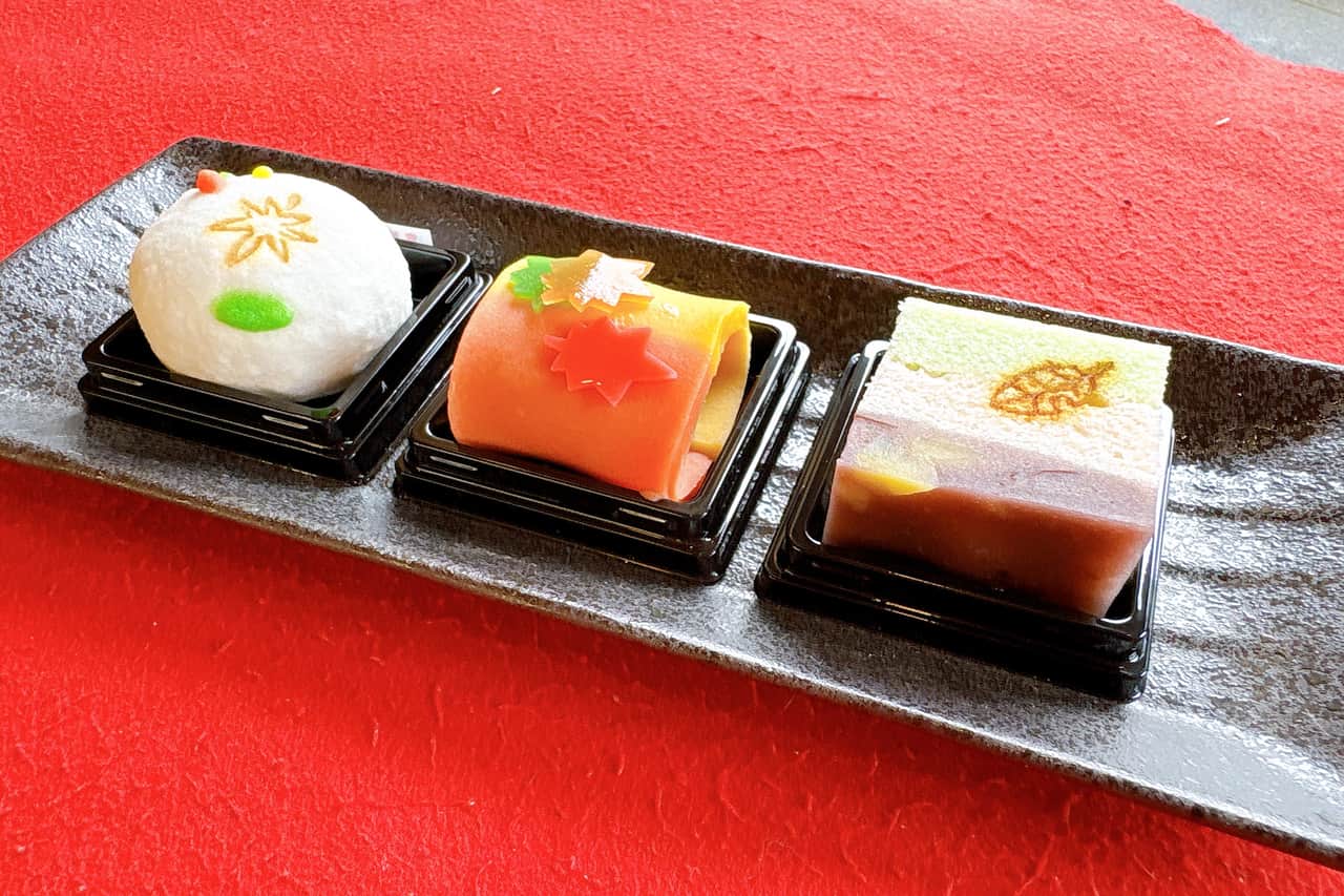 首里で愛されて95年。老舗「首里 知念製菓 和菓子 四季彩 石嶺店」で味わう琉球と日本の味（那覇市）