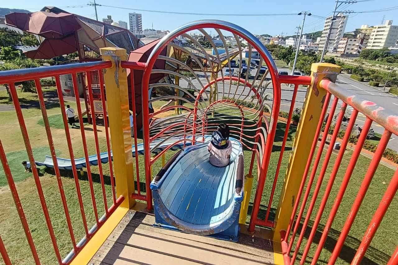 東浜きょうりゅう公園_与那原町