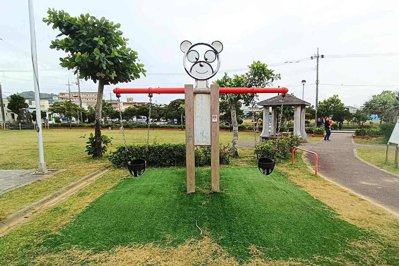 東浜きょうりゅう公園_与那原町
