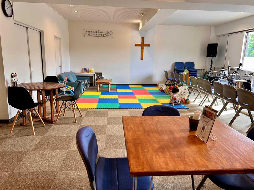 子連れ必見！キッズルーム完備の自家焙煎カフェ「PRAISE COFFEE STORE（プレイズコーヒーストア）」で安らぎの時間（南城市）