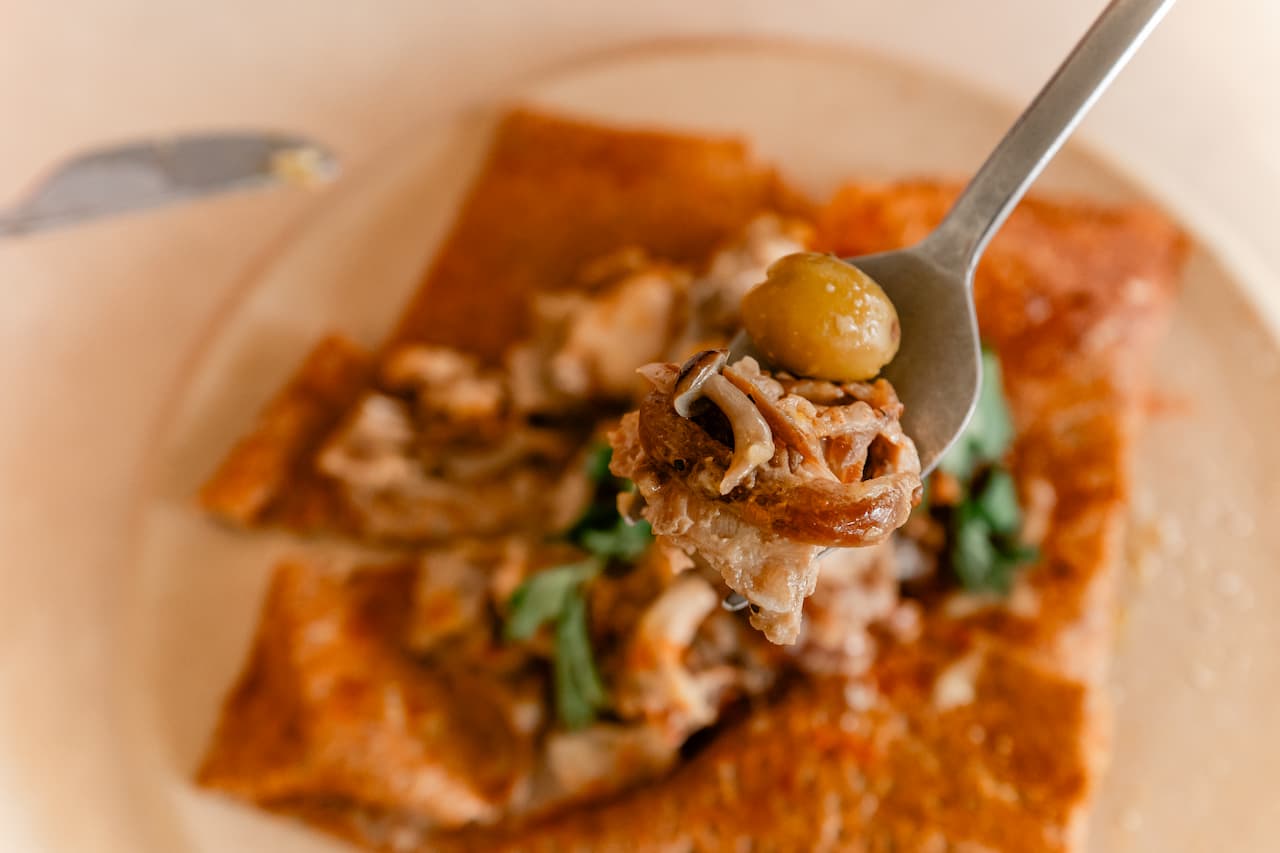 北谷・宮城海岸の外国風情に佇むグルテンフリーガレット「TERRA Galette,Crepe & Coffee（テラ ガレット クレープ＆コーヒー）」（北谷町）