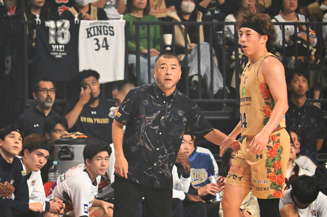 琉球ゴールデンキングスのDFに綻び———「正しい方向の努力を…」荒川颯が抱く課題感と決意に見る改善ポイントは