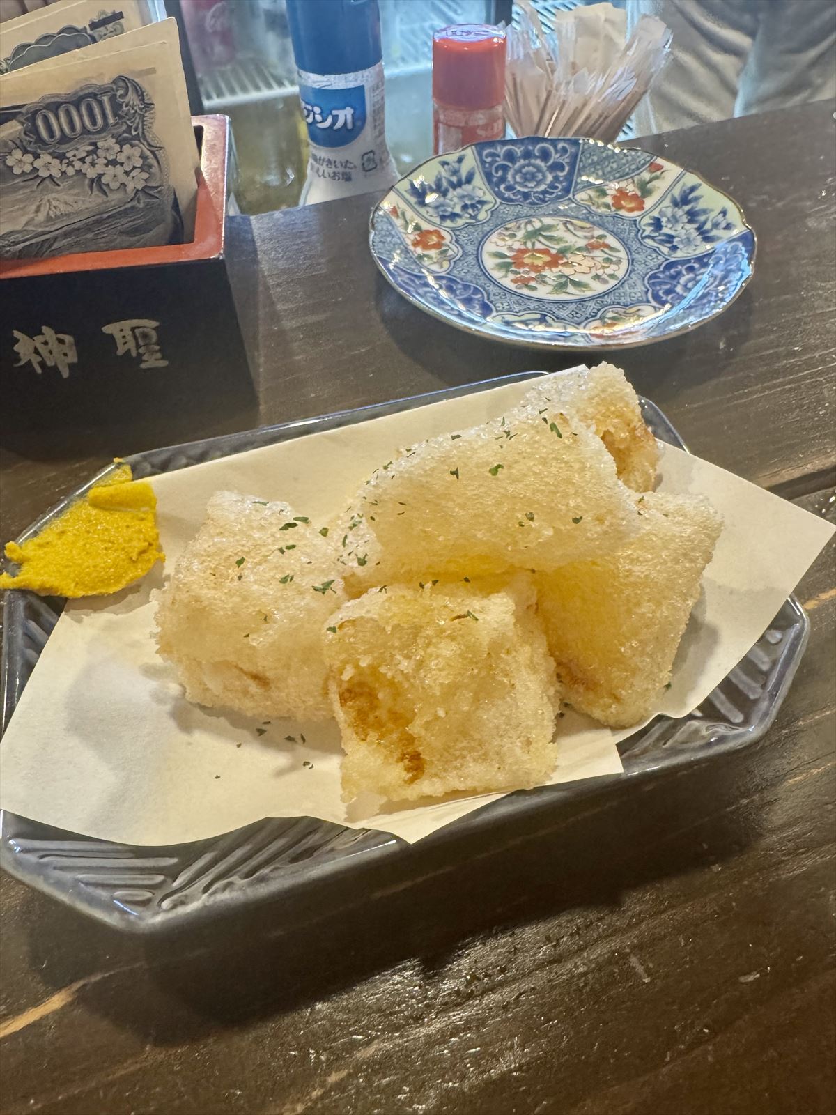 師走に行くべし！焼きたてピザと、おでんでセンベロ！締めに はお蕎麦！？ 「足立屋久茂地店」～キャンヒロユキの「とー、飲み歩きやってみよう」〜