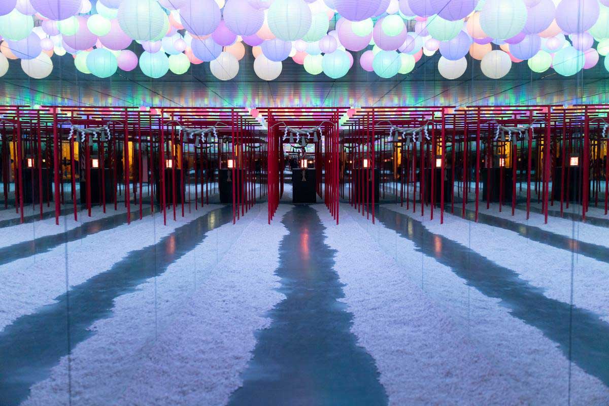 沖縄でデジタル金魚すくい！？リアルの砂場を掘ってお魚ゲット！「ザ☆ちゅら海すくい」新登場のリトルユニバースOKINAWAでお祭りを楽しもう