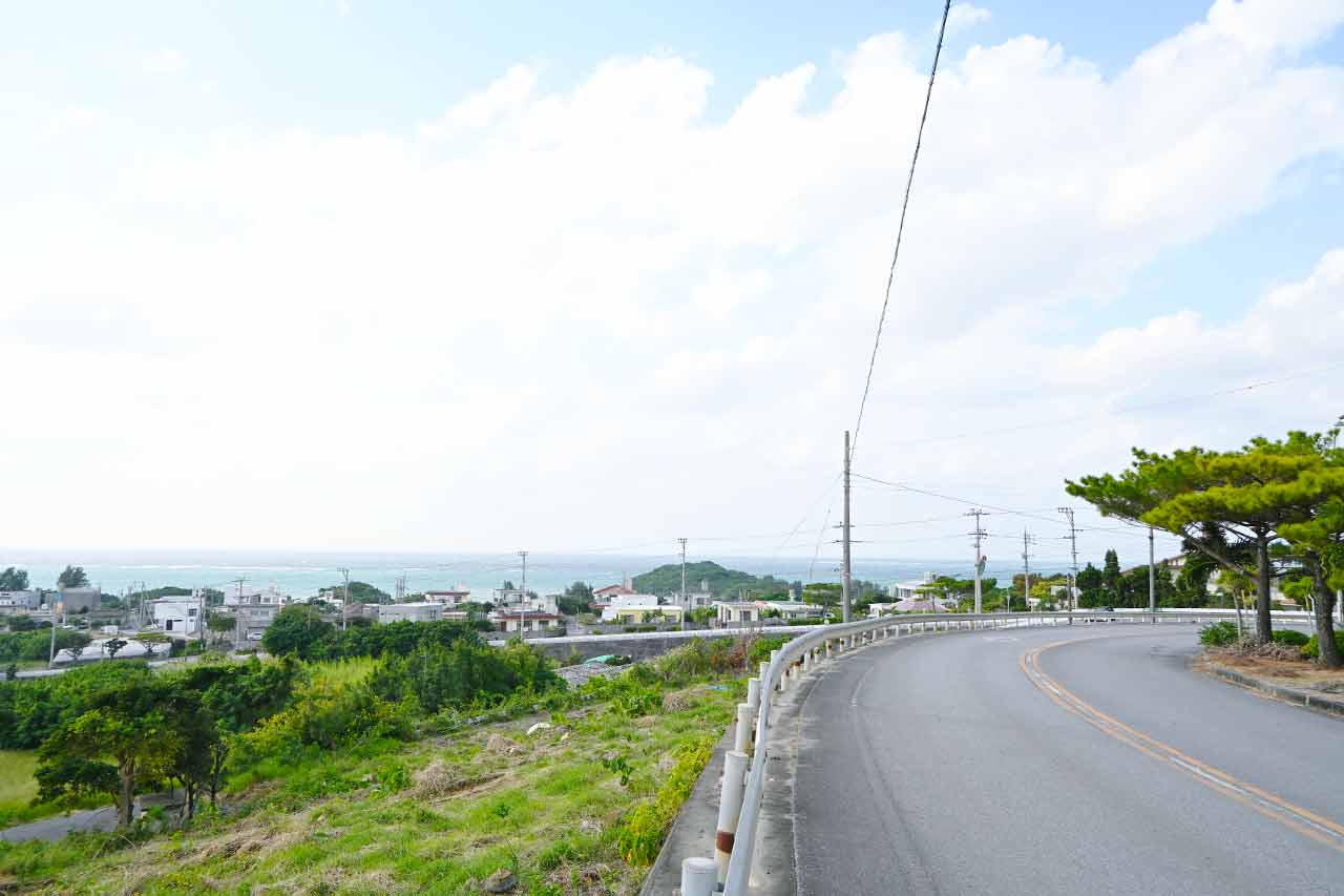 ゲストスターターは仲間由紀恵さん！沖縄の南部路が熱気に包まれる1日…12月7日開催の「第39回NAHAマラソン」見どころを紹介