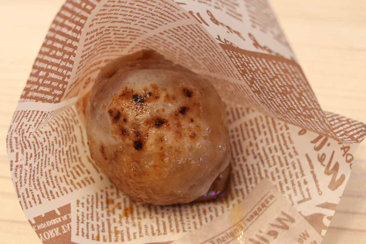 あぐー豚を肉巻きおにぎりとサンドイッチで！「琉球ライスボール」で叶える至福の国際通り食べ歩き（那覇市）