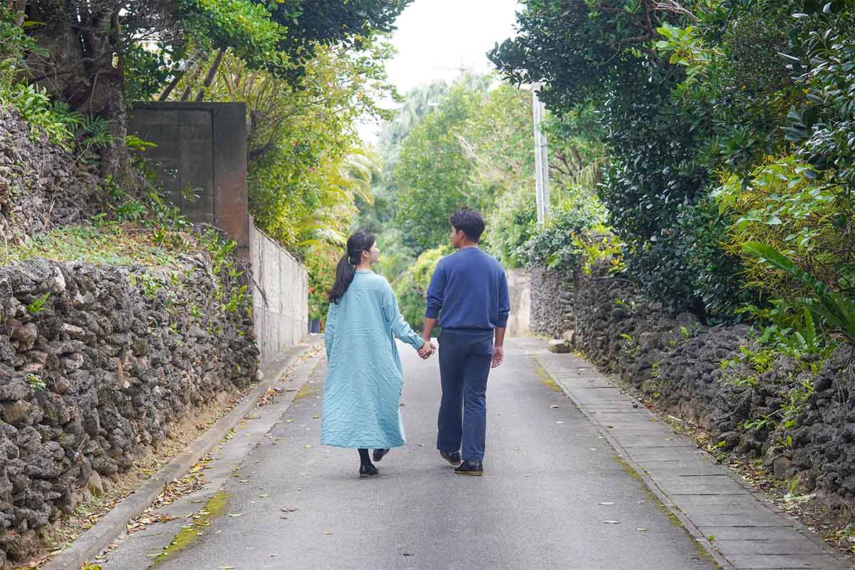 西表島に移住1年目、文化や歴史、伝統と向き合い受け継ぐ『教えて島暮らし　〜沖縄移住者の声〜』