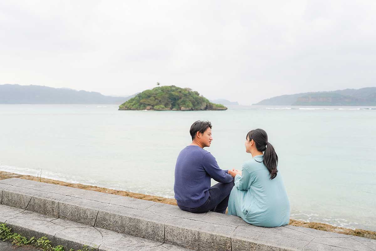 西表島に移住1年目、文化や歴史、伝統と向き合い受け継ぐ『教えて島暮らし　〜沖縄移住者の声〜』